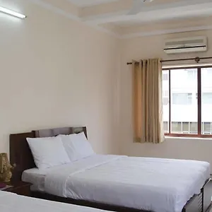 elegant-inn.hotelsvungtau.com/