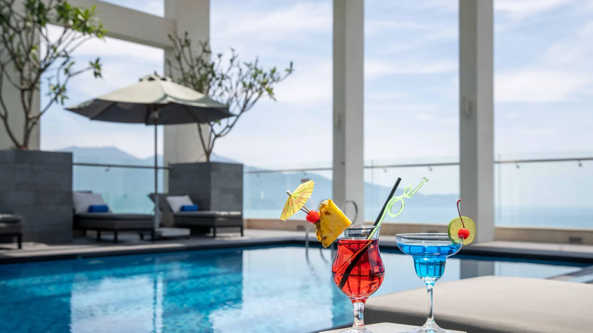 Paris Deli Danang Beach Hotel 4*, Da Nang Vietnam